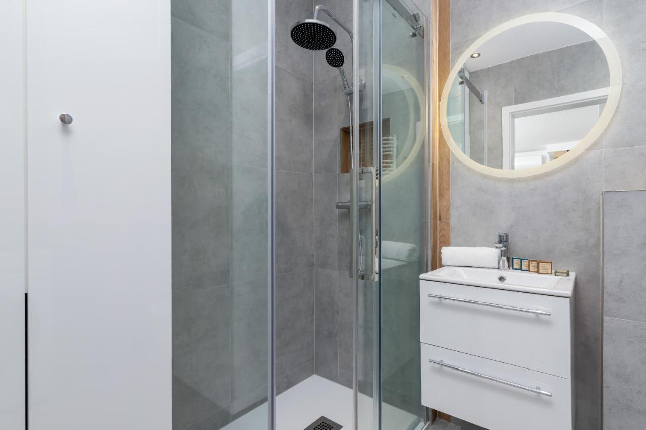 Lux Apartment Grzegorzecka Estate Cracow By Renters Prestige Krakow Bagian luar foto
